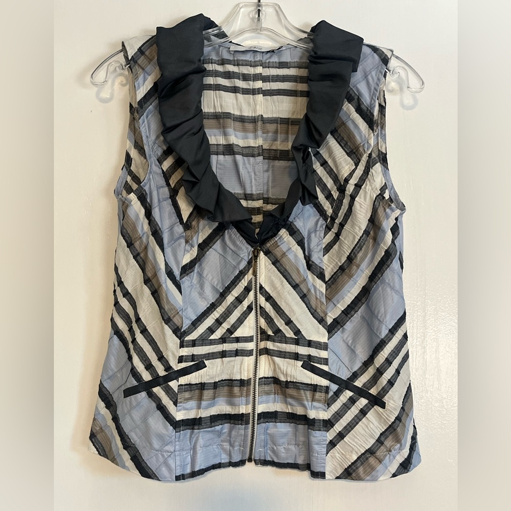 Striped Sleeveless Top with Ruffled Collar